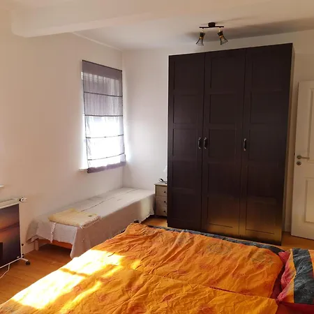 Cosy Holidays Ferienunterkunft