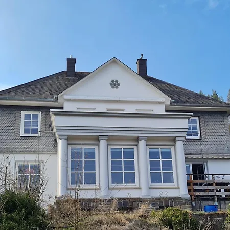 Cosy Holidays Ferienunterkunft *